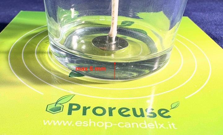 Adesivo magnetico per stoppini candela