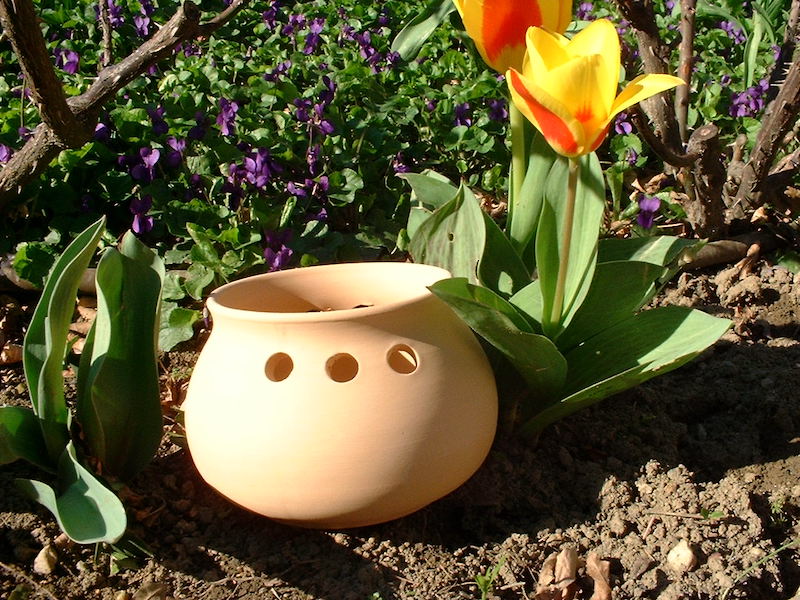 Contenitore in terra cotta per candele con sabbia di cera / candle sand