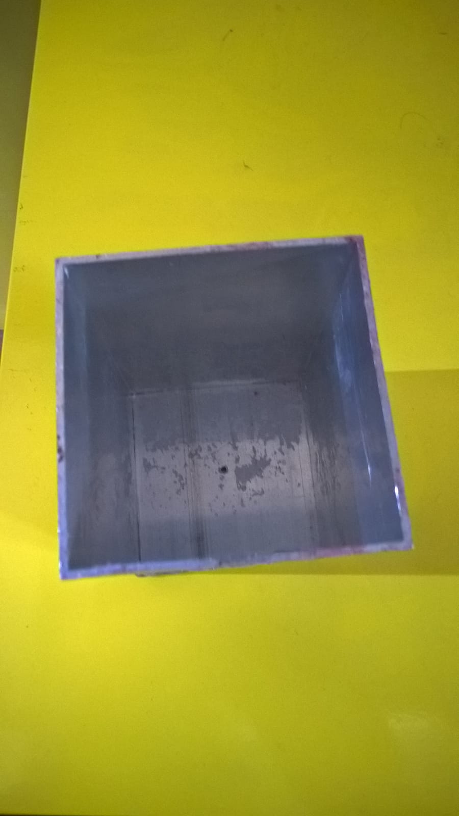 Stampi di alluminio quadrato 6 x 6 x altezza 18 cm