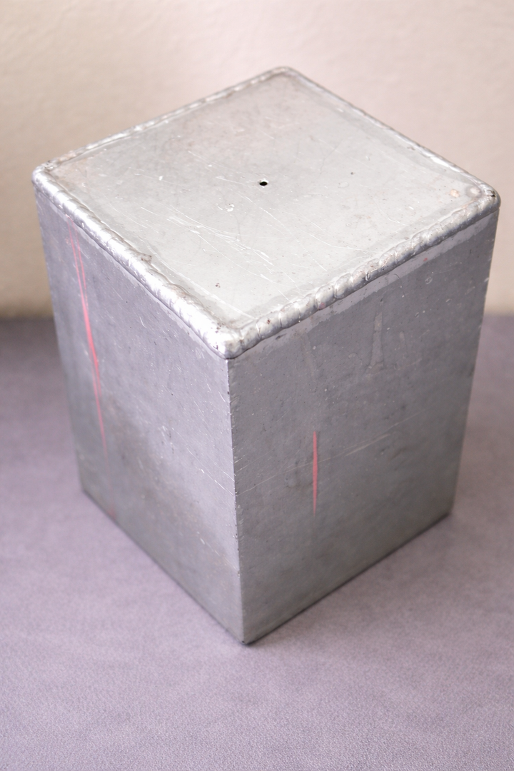 Stampi di alluminio quadrato 7 x 7 x H 8 cm