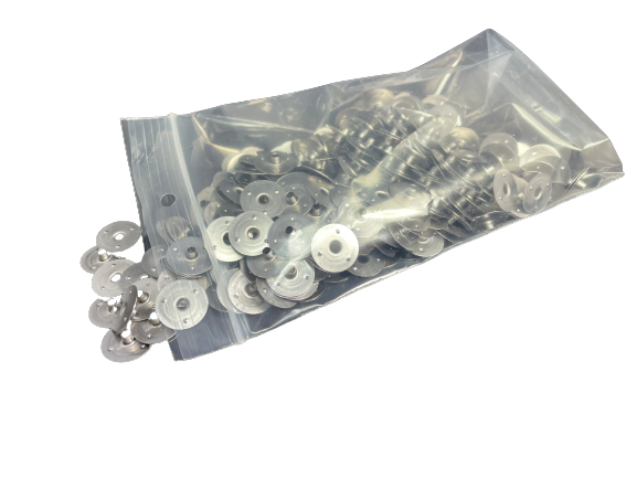 Supporto stoppino metallico (wick sustainer)  , 3,0 x 3,4 x 14,5 mm , foro diametro  3 mm, 100 gr ( 425 pz circa)