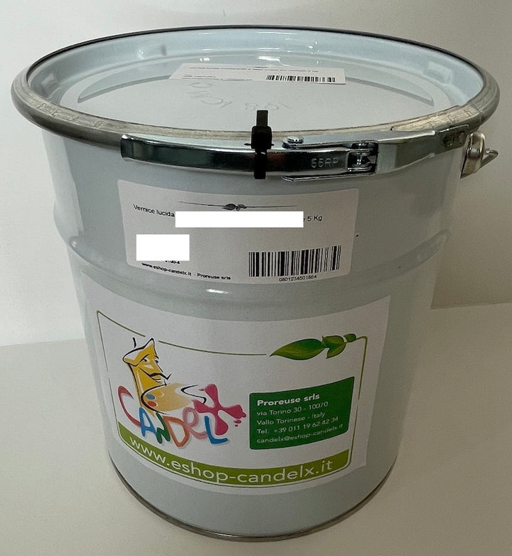 Vernice lucida trasparente a base solvente per candele